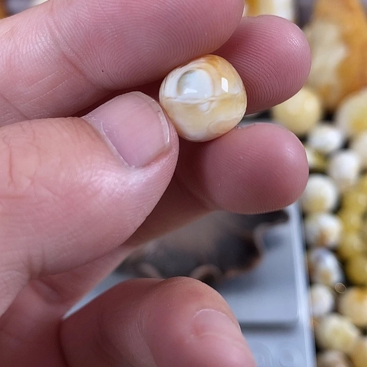 琥珀未镶嵌裸石我