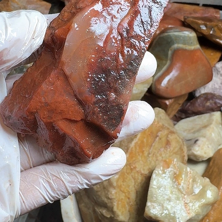 芳***华寿山石寿山石的颜色