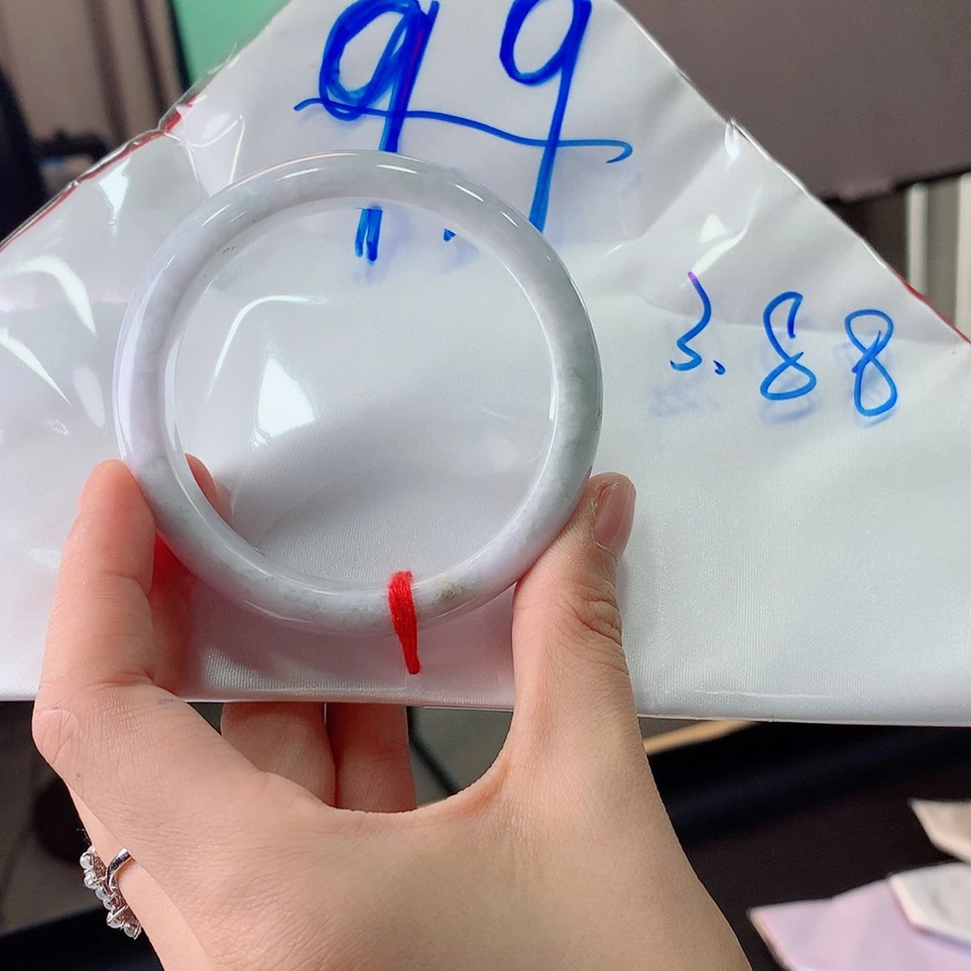 翡翠手镯未镶嵌买断