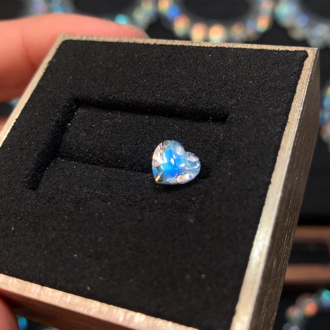 未镶嵌手链月光石裸石