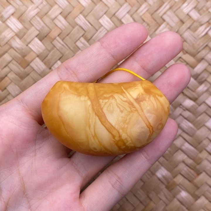 蜜蜡未镶嵌裸石蜜蜡M