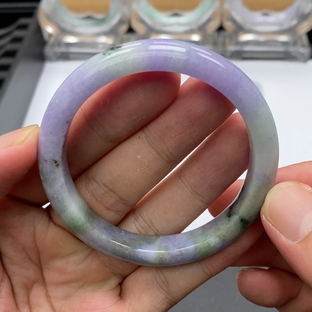 翡翠手镯未镶嵌手镯