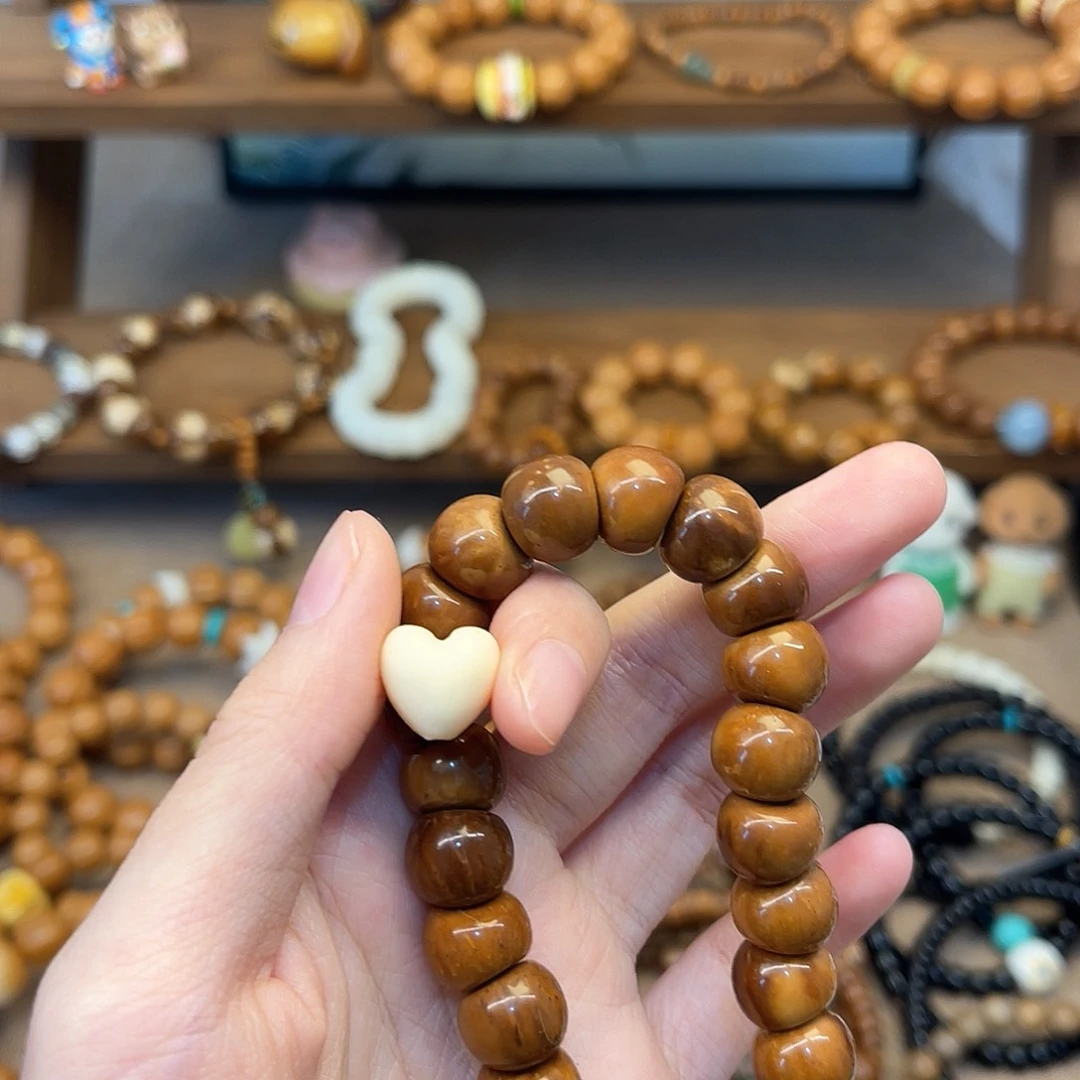 库克手串A****y搭配爱心