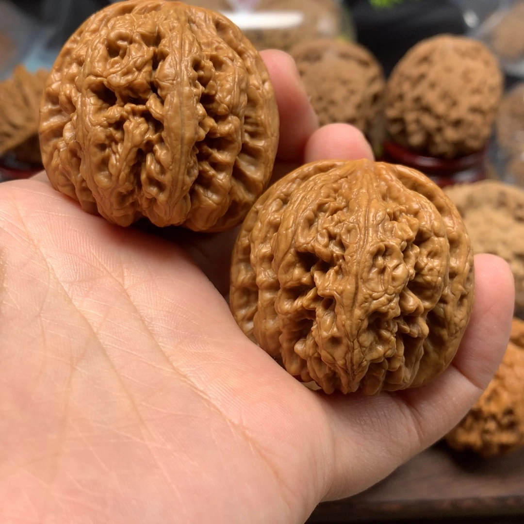 文玩核桃吊坠42粗筋