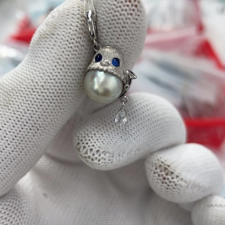 颈饰银S925镶嵌海水珍珠