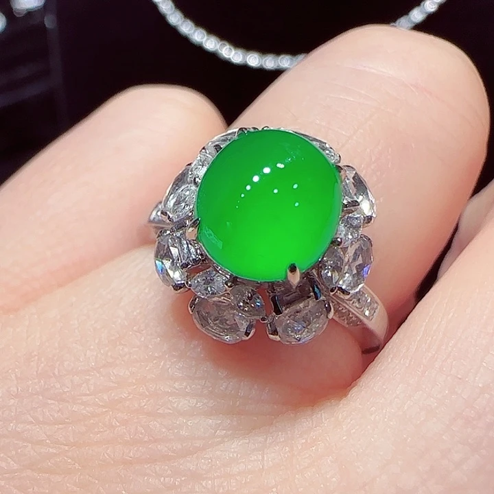 翡翠戒指18K金镶嵌戒指