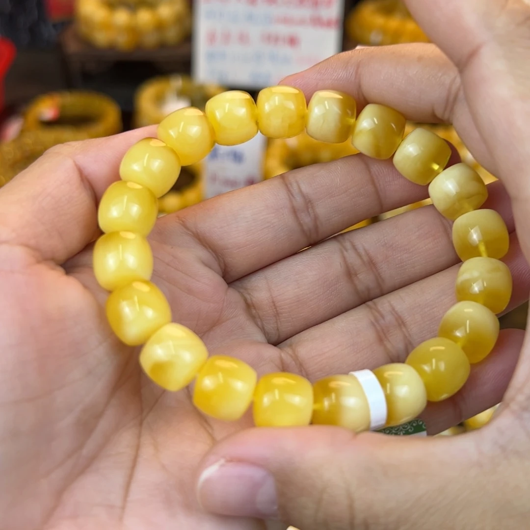 琥珀裸石未镶嵌ijhhhhhjkkkkmm