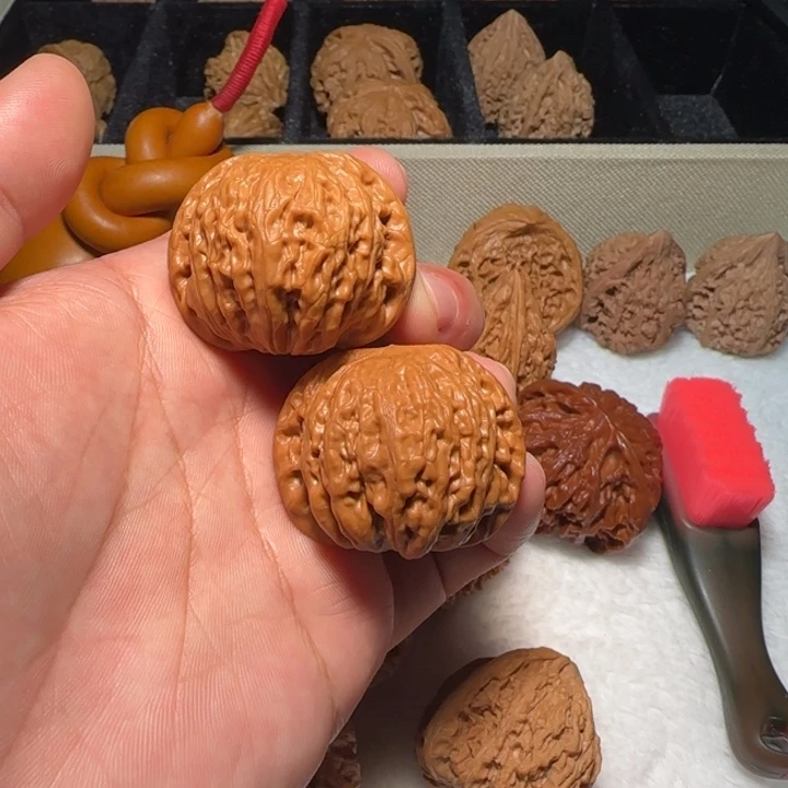 文玩核桃把件铁锤妹妹