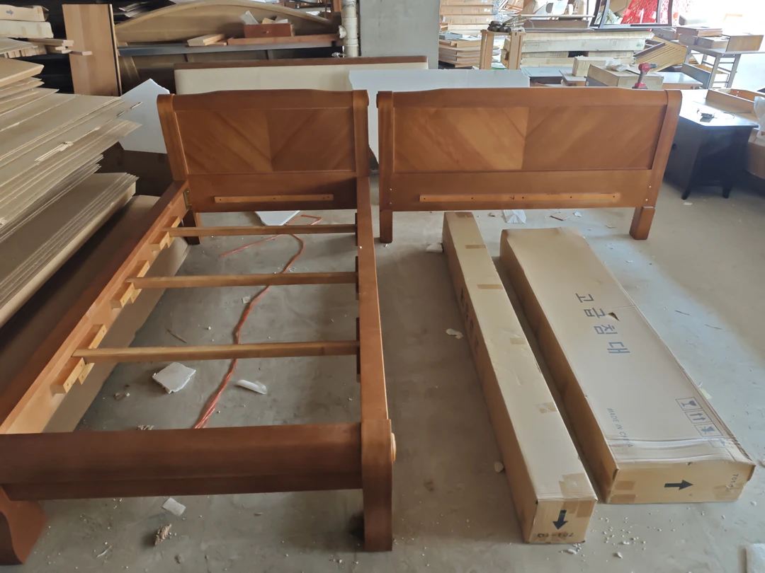 床 实木贴皮 瑕疵无售后 木工9376