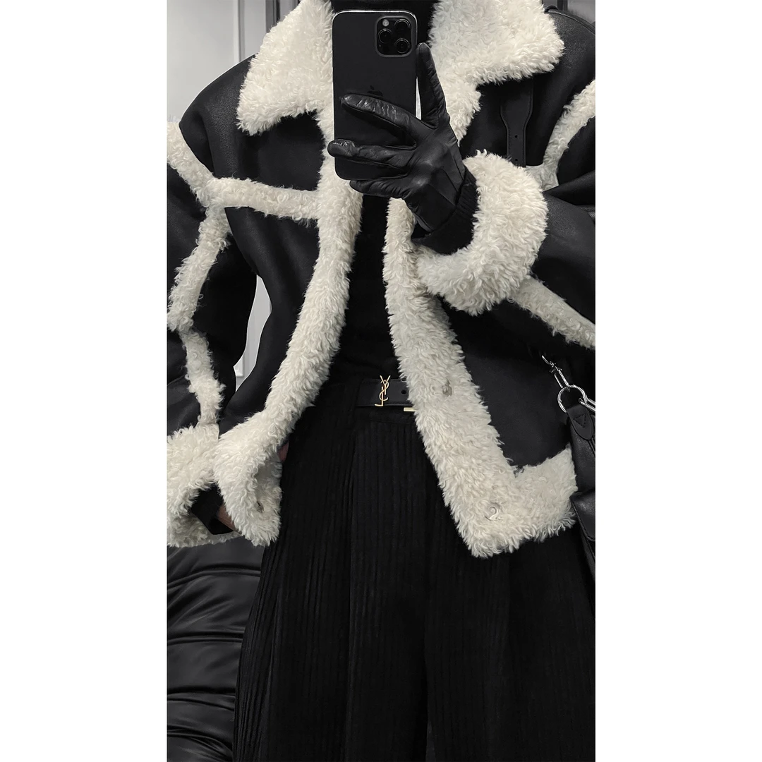 龙叨叨秋冬新款潮流复古拼接设计感皮质百搭毛领时尚夹克外套