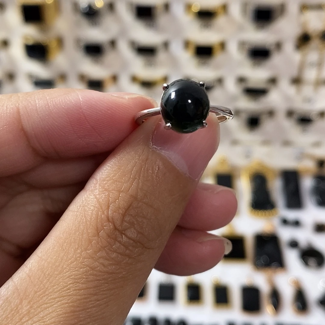 翡翠未镶嵌手链墨翠