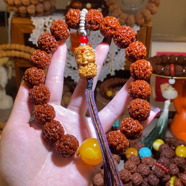 吊坠金刚菩提195玉华肉18颗手持黄珠度母