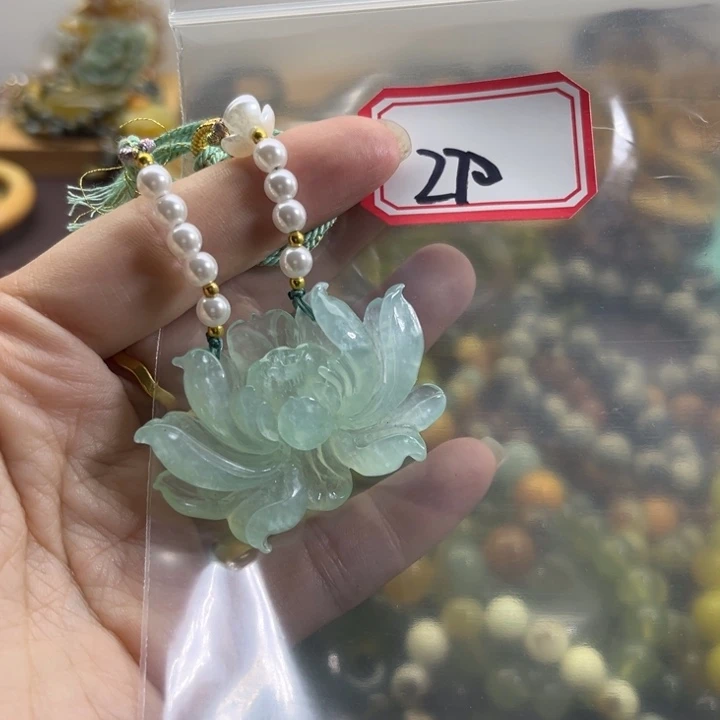 羊***驼未镶嵌蛇纹石玉手链