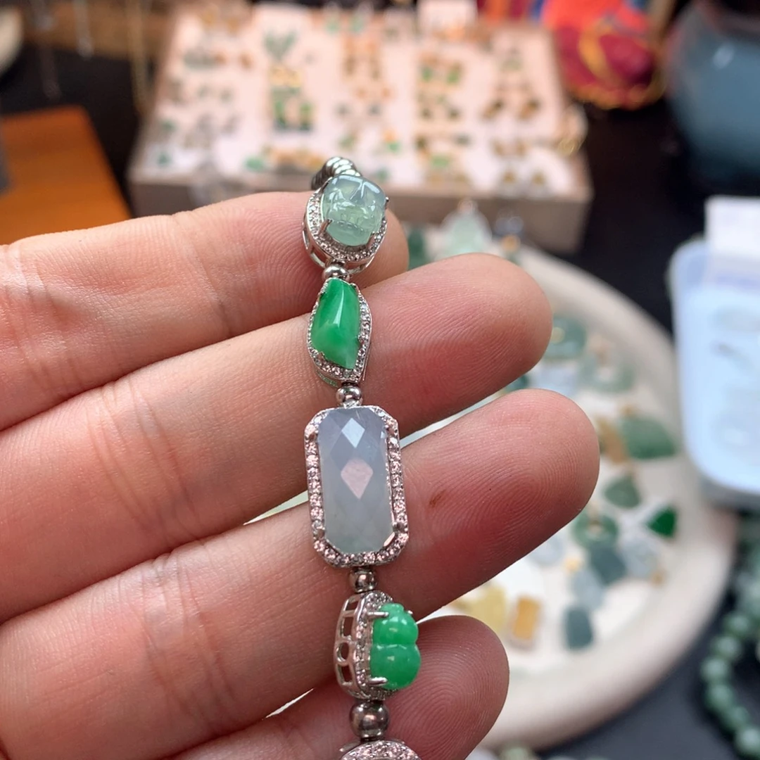 颈饰银S925镶嵌翡翠E***n