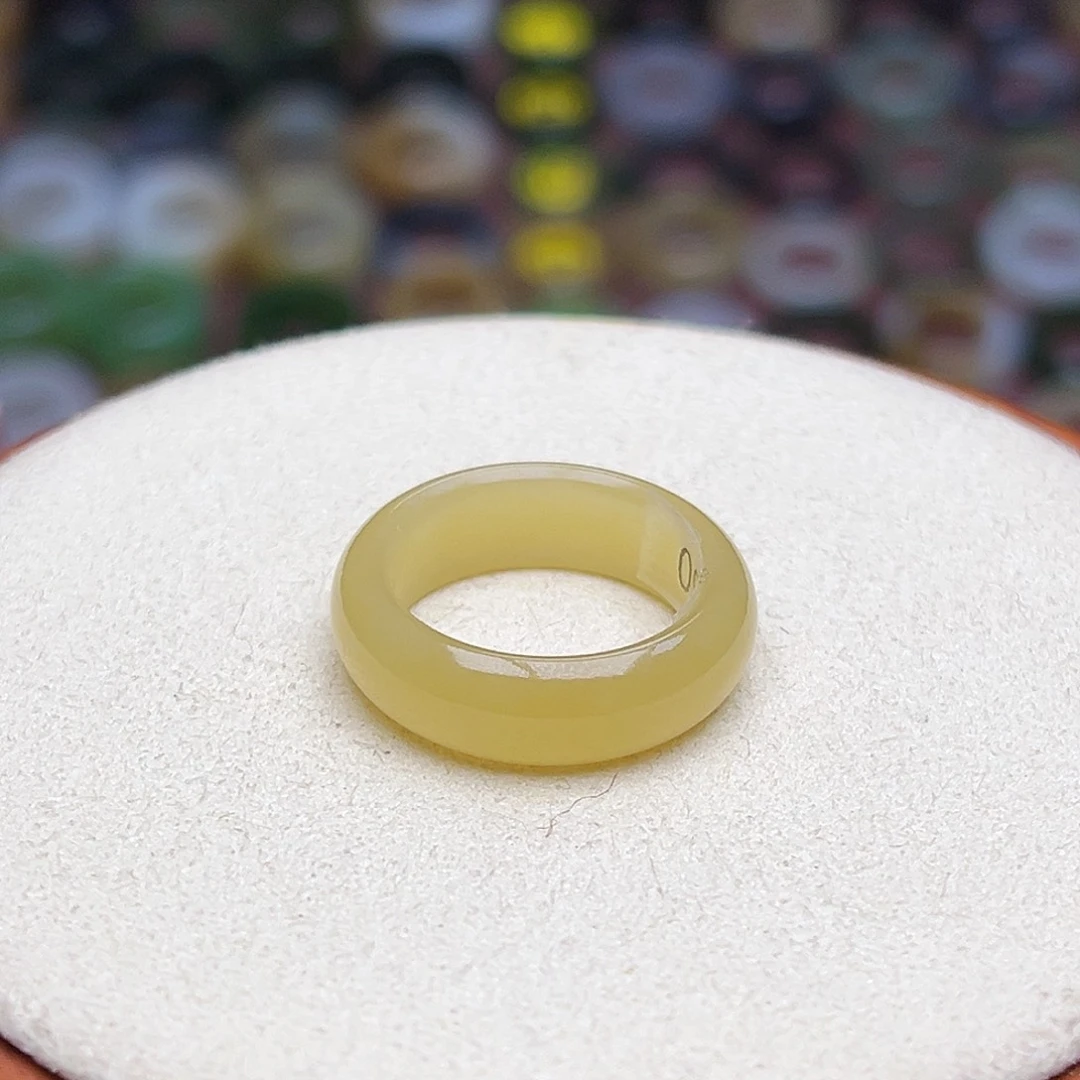 和田玉戒指未镶嵌16.4内径金糖