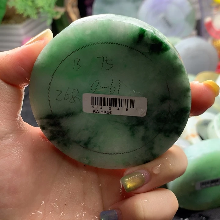 未镶嵌手镯定制翡翠