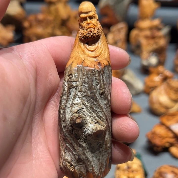 柏木（崖柏）点点关注