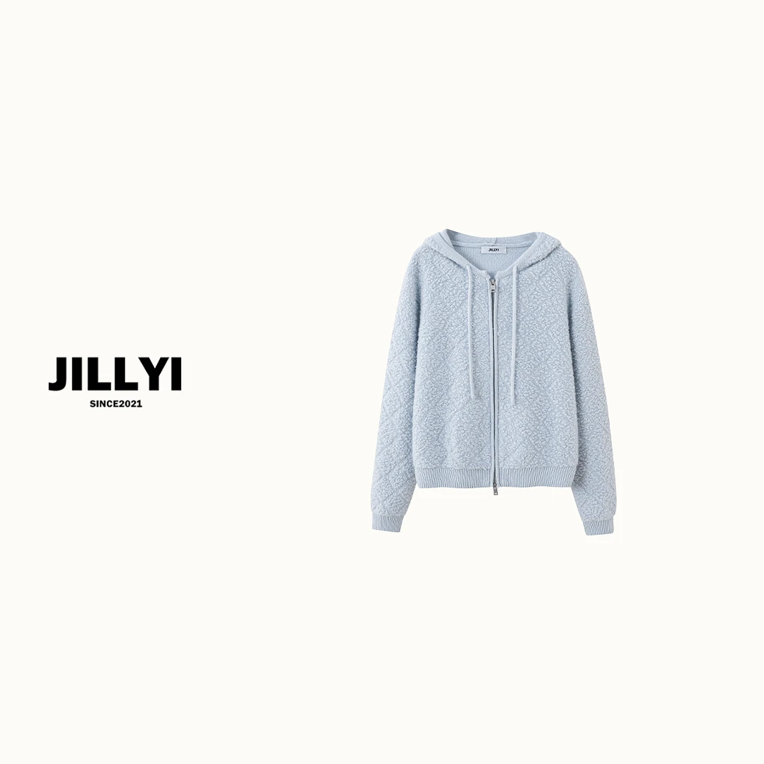 JILLYI【休闲蓝调】浅蓝色连帽领休闲风针织开衫秋季时尚