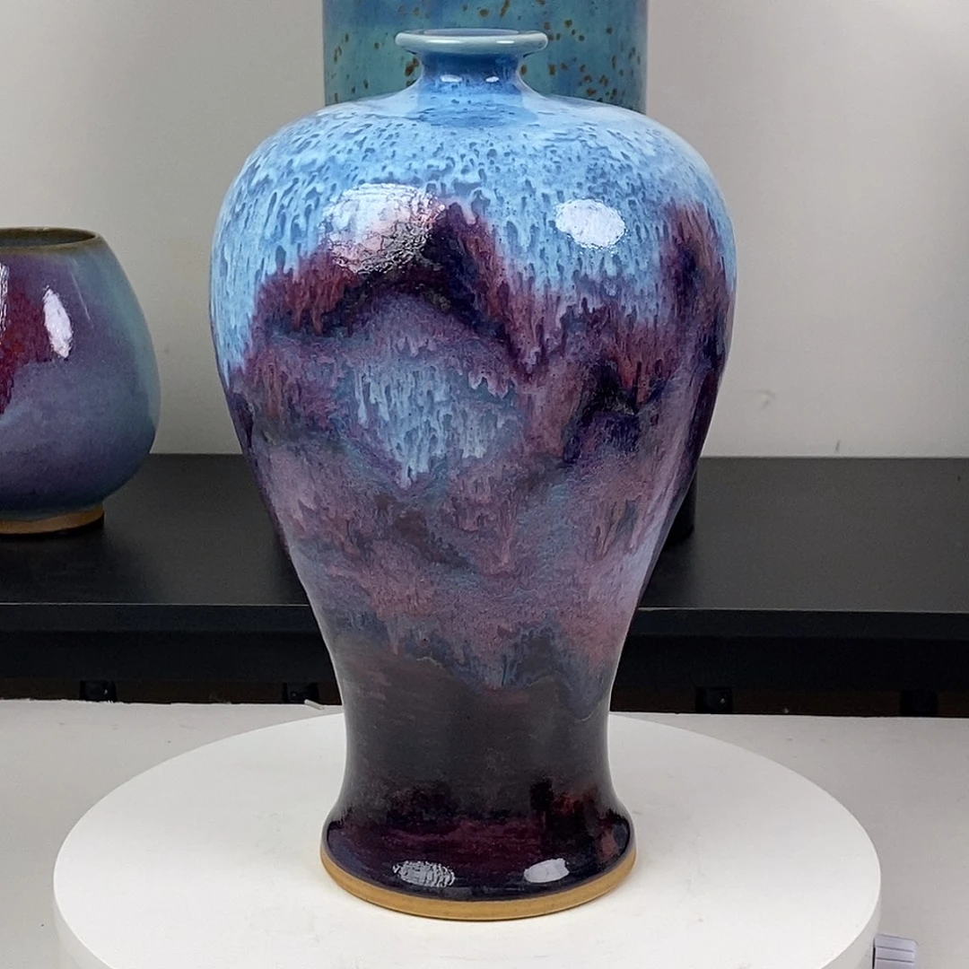 陶手工拉胚窑变桃花坞梅瓶