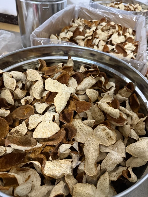 2023年老树冬后皮统货 广西浦北茶枝柑陈皮