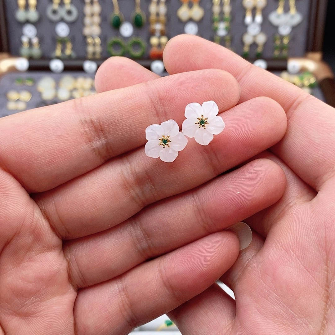 和田玉银S925镶嵌耳饰