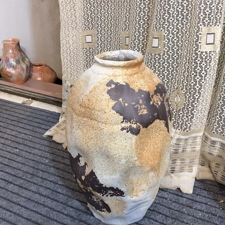 瓶高45。9.5 景德镇陶瓷