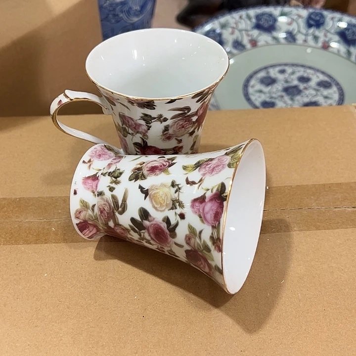 瓷片瑕。。。。。。。。。。。。。。。