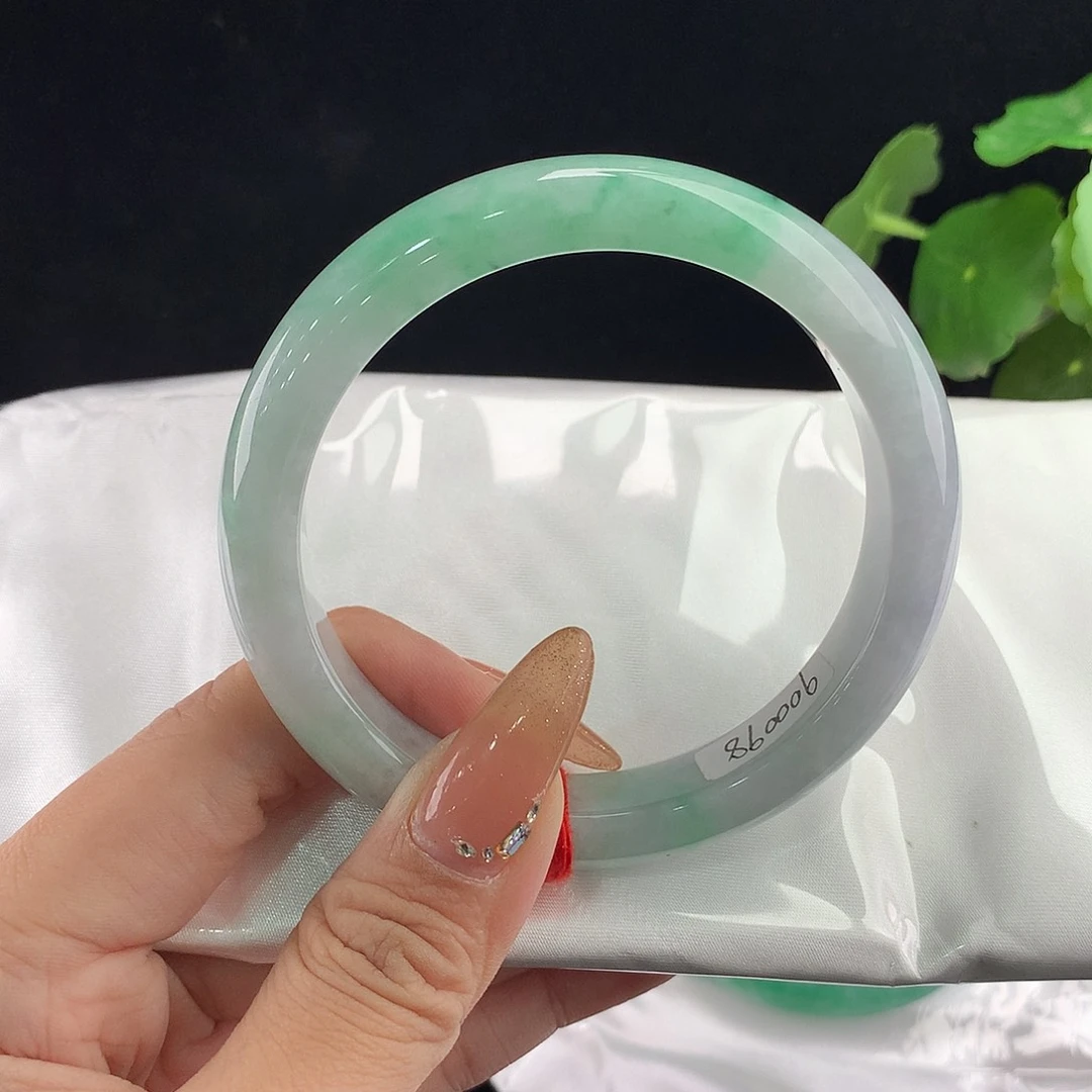 翡翠未镶嵌手镯正63.5