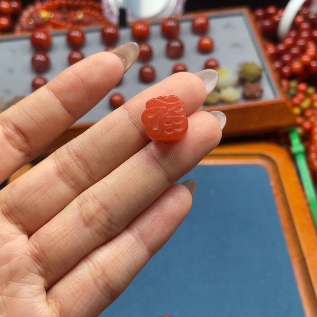 手链未镶嵌南红玛瑙