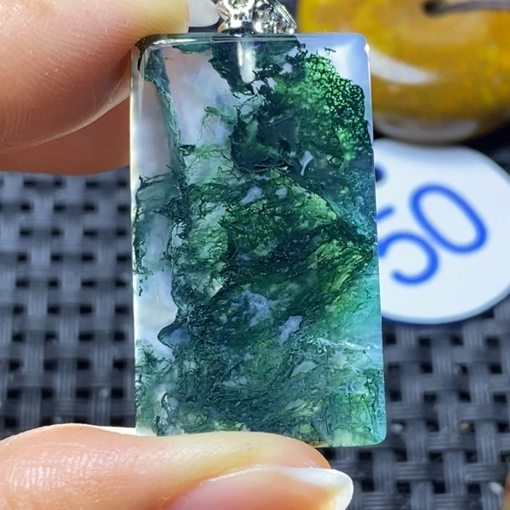 未镶嵌颈饰玛瑙/玉髓路*