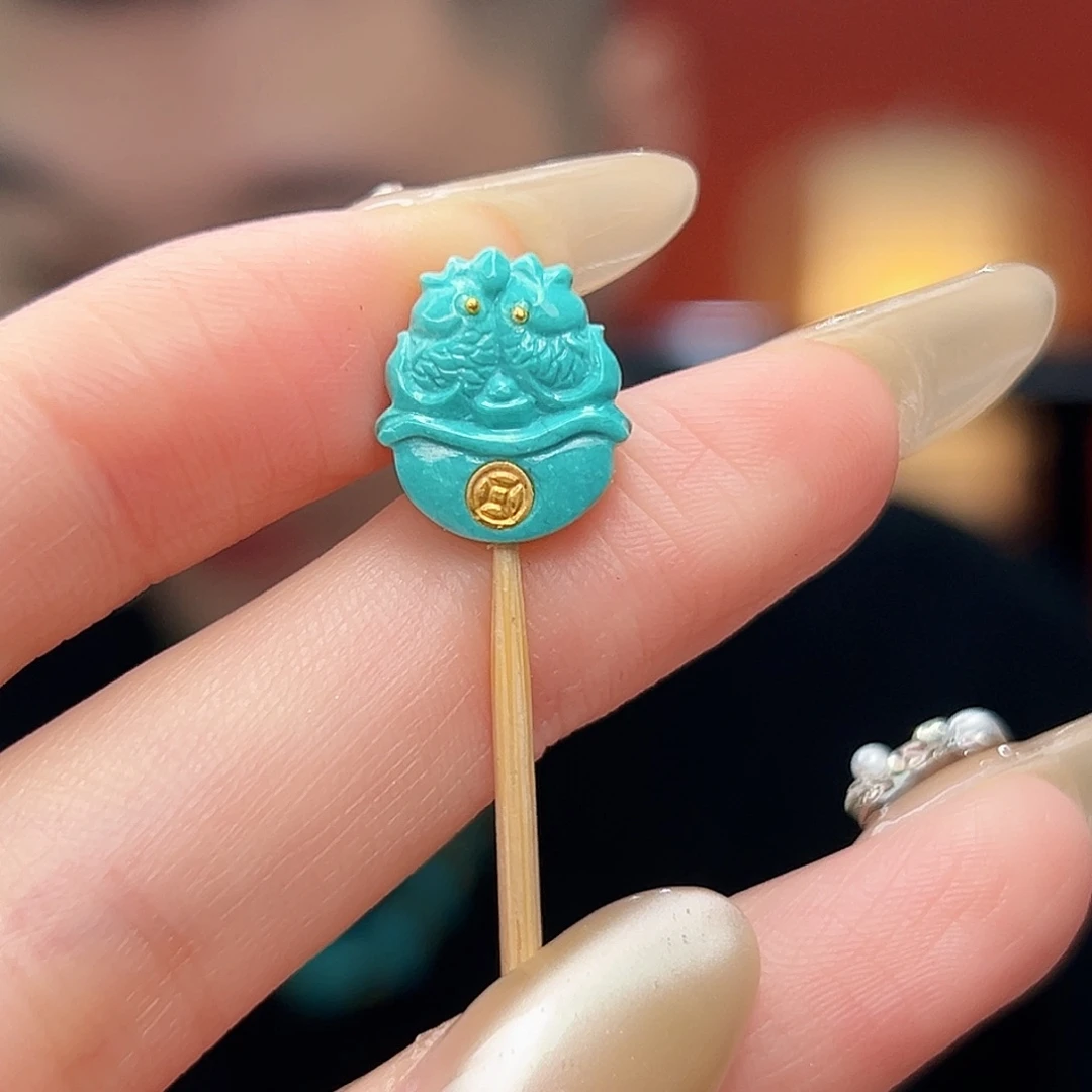 未镶嵌绿松石珠宝奇石