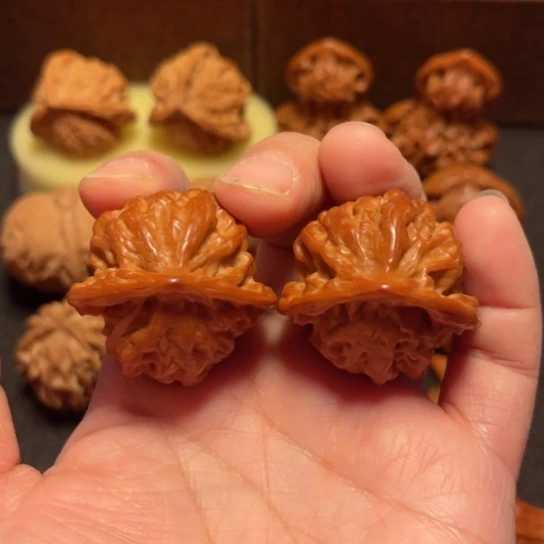 吊坠文玩核桃盘山