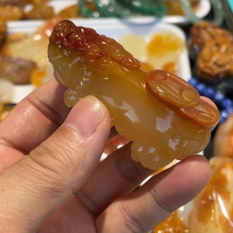 【闪购商品】未镶嵌石英质玉（黄龙玉）套链