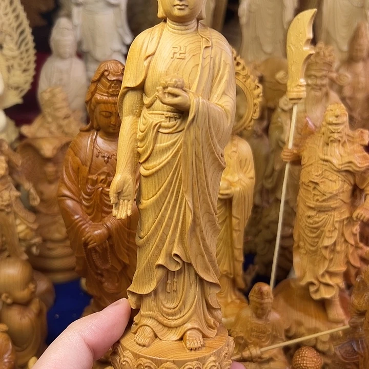 柏木（崖柏）快****鱼崖柏雕刻释迦摩尼