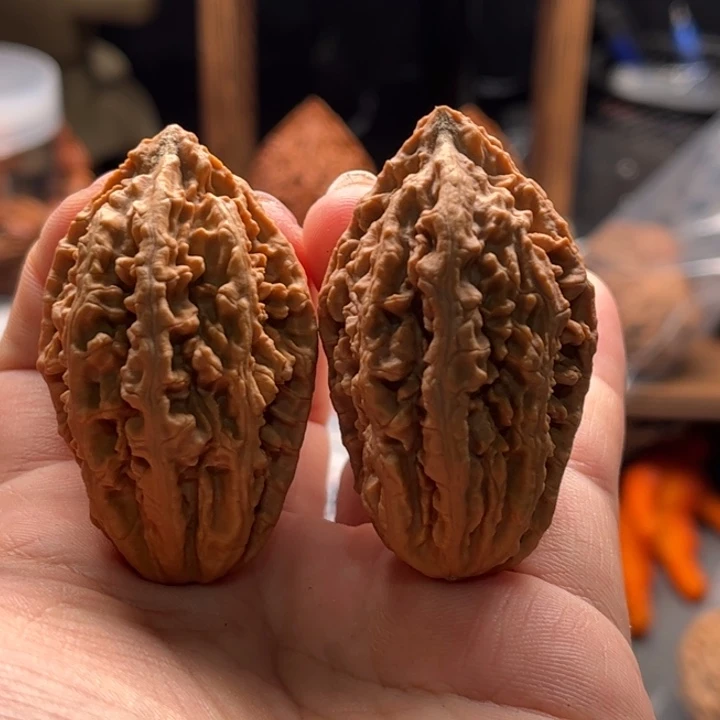 文玩核桃把件楸大胖88瑕疵