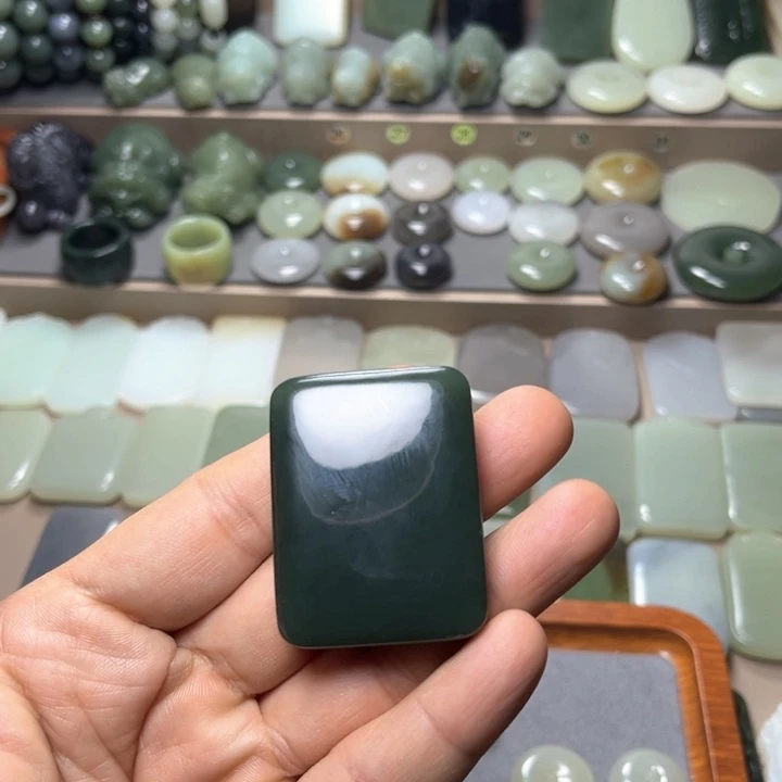 和田玉颈饰未镶嵌用****6