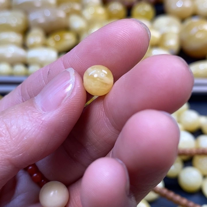 未镶嵌琥珀裸石平**生原矿琥珀蜜蜡配饰