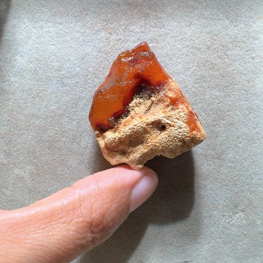 未镶嵌定制琥珀定制