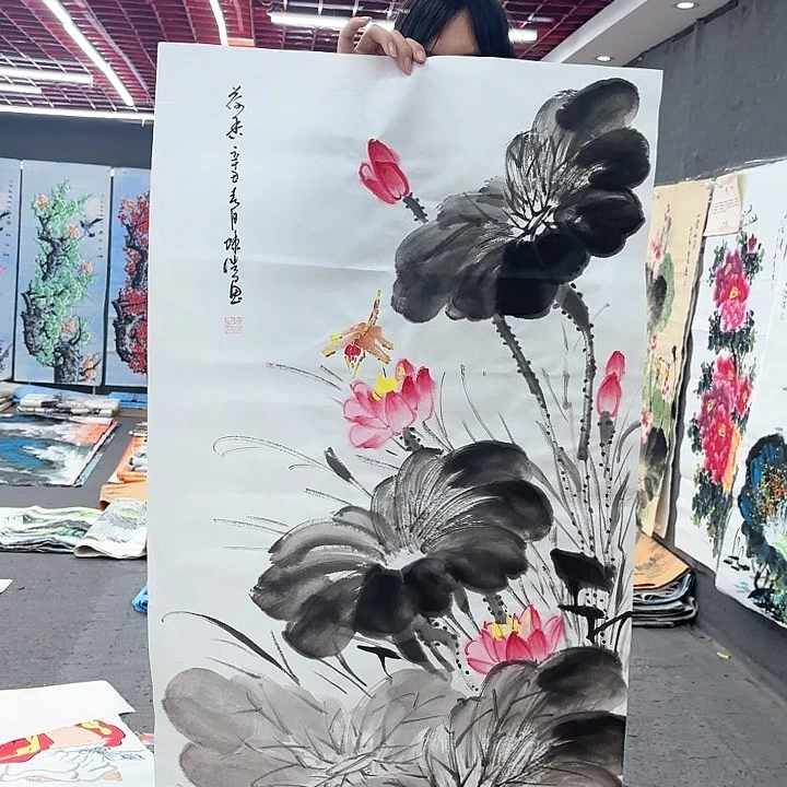 国画无毛或被短硬毛或