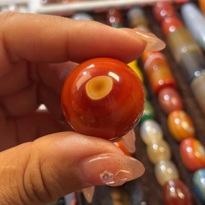 玛瑙/玉髓圆珠未镶嵌25.9mm缠丝玛瑙单珠