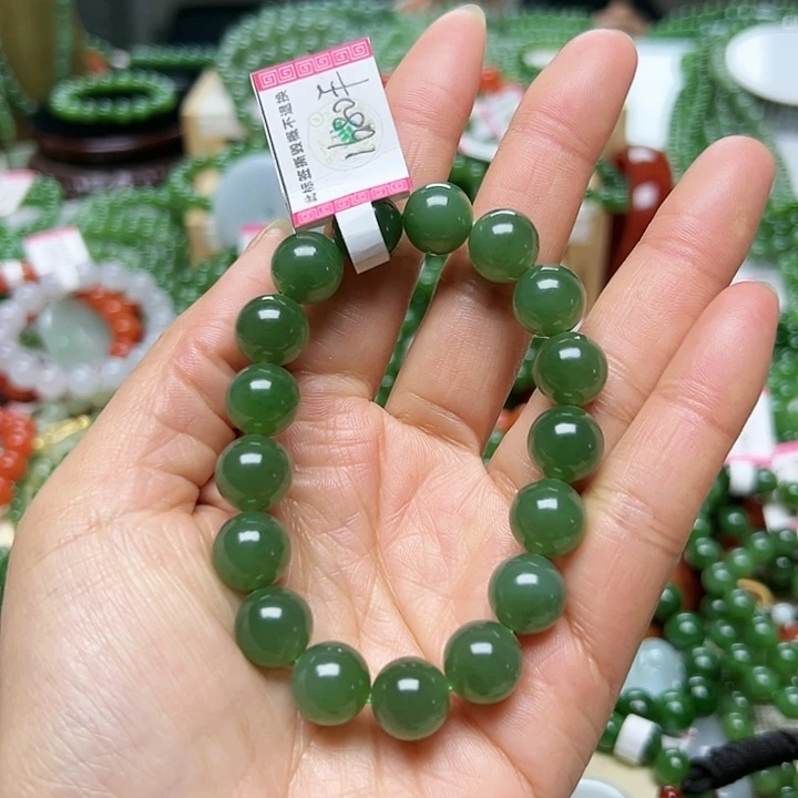 和田玉（碧玉）手串未镶嵌李****?