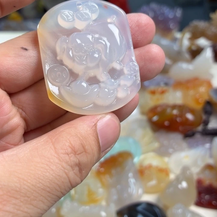 玛瑙/玉髓未镶嵌吊坠(不含链)