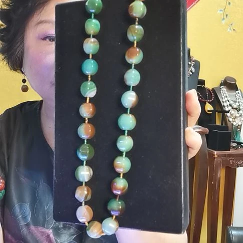 玛瑙/玉髓颈饰未镶嵌