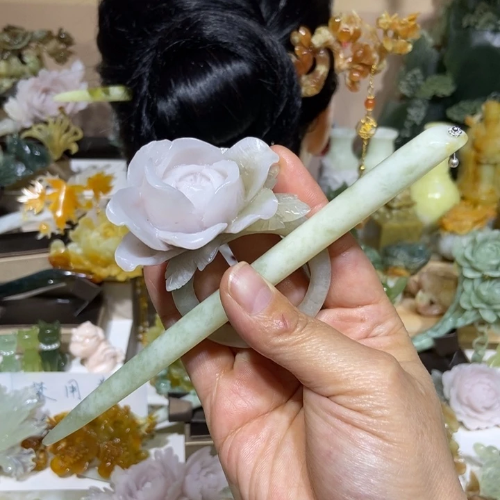 蛇纹石玉未镶嵌发饰