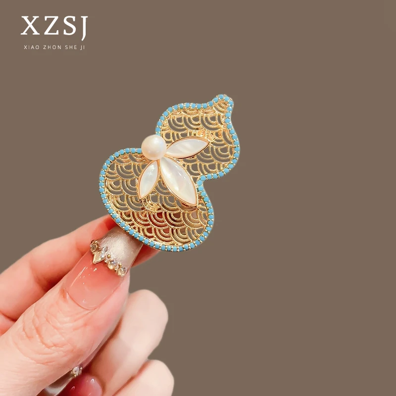 铜锆石胸针 新中式贝母葫芦胸花轻奢国风旗袍福禄别针女复古配饰