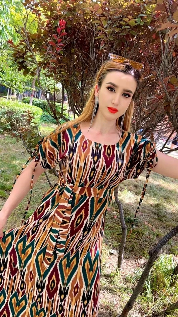 YL666连袖圆领中长裙套头方领连衣裙遮肉女装艺术流浪风