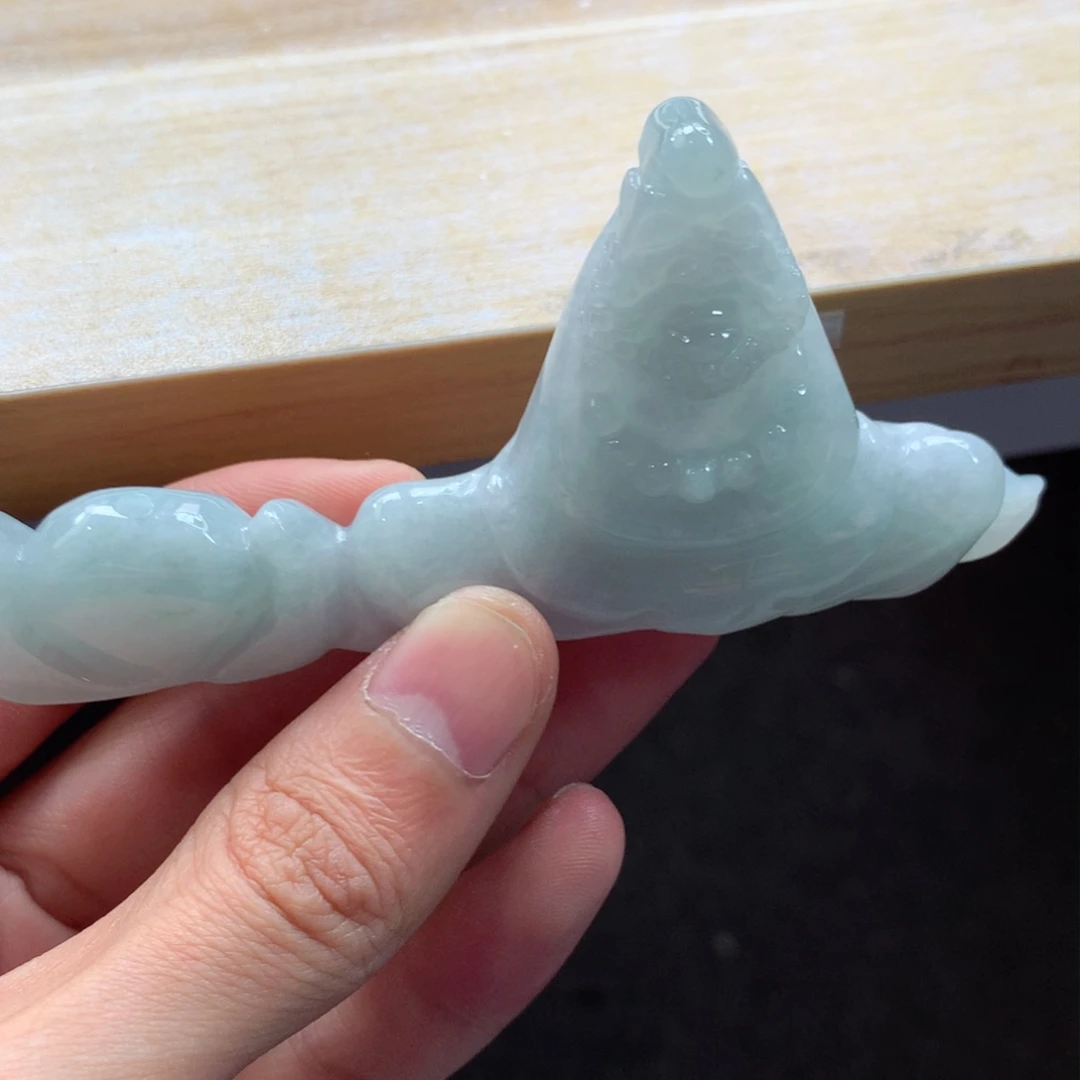 翡翠颈饰未镶嵌吊坠