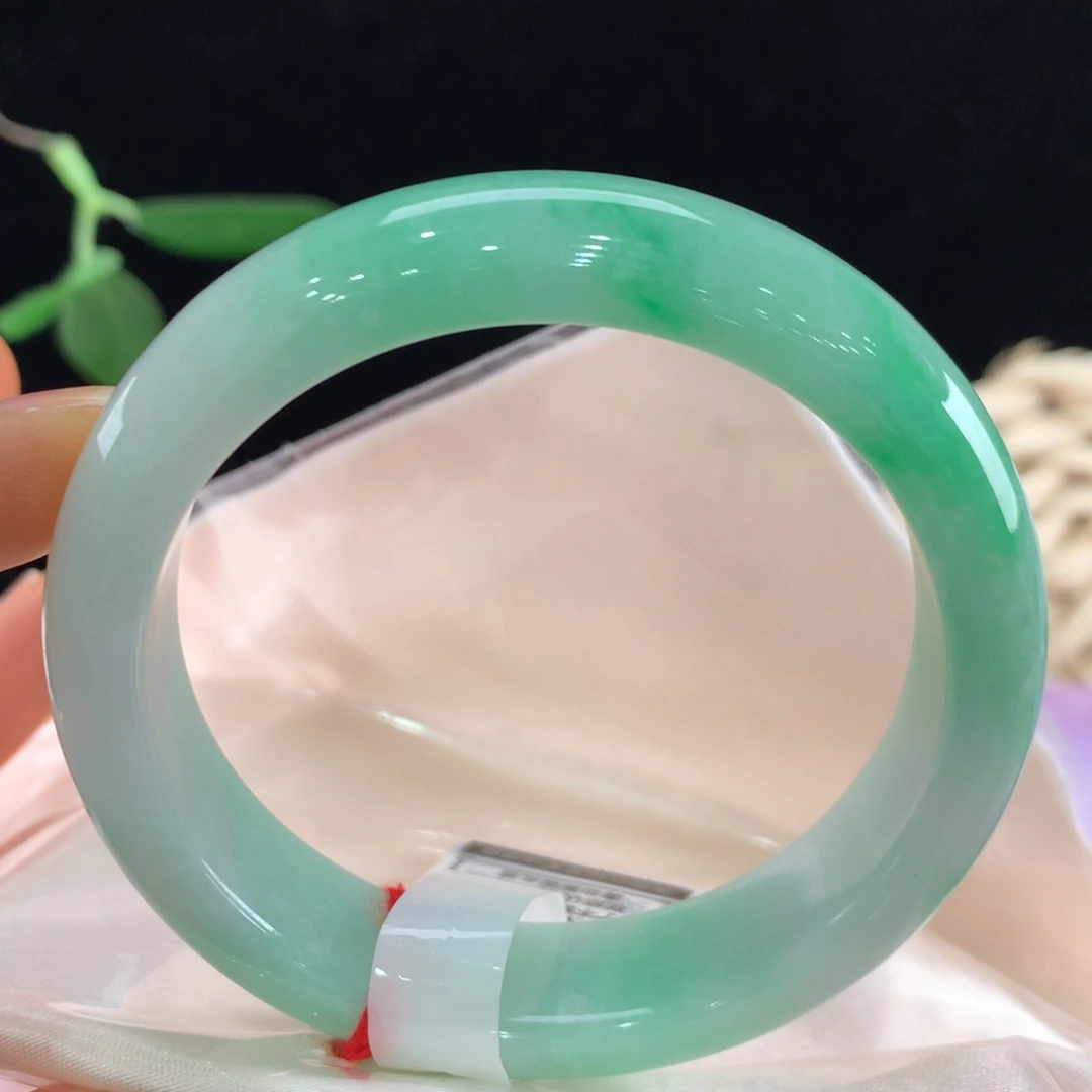 翡翠手镯未镶嵌111-1013