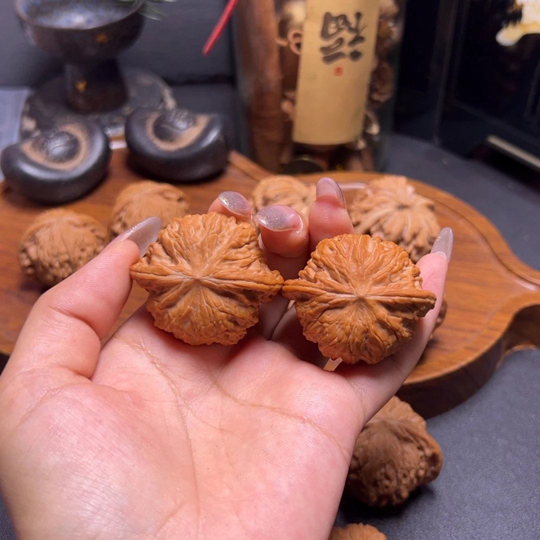 红***饭文玩核桃把件磨盘41全品