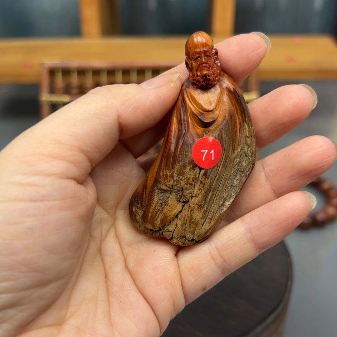 贝***y木崖柏木摆件手把件